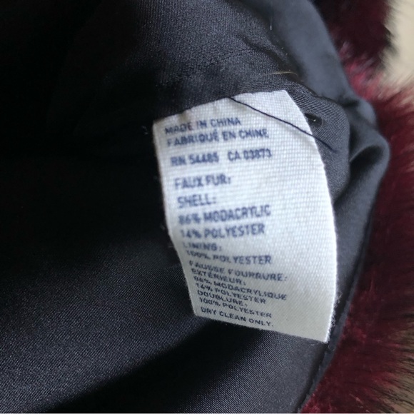 American Eagle Outfitters Faux Fur Vest. Black with Wine Highlights. Size XS - Picture 12 of 16